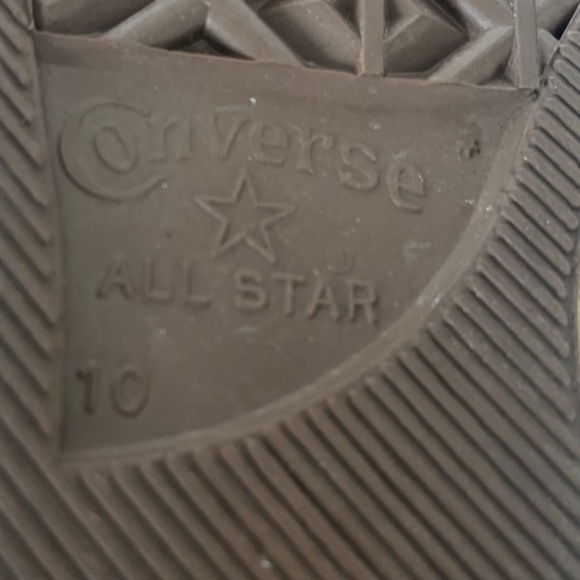 Vintage Converse Chuck Taylor All Stars Burgundy w/ screen flower High Top 1970 - Picture 10 of 11